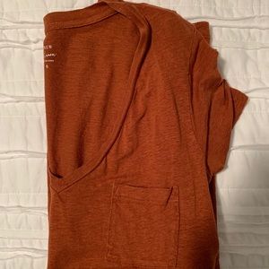 burnt orange j crew linen t shirt